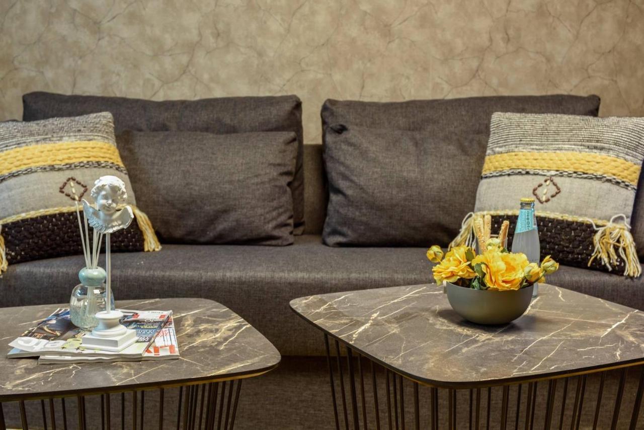 Authentic One Bedroom Apartment In City Center Jerusalem Eksteriør billede